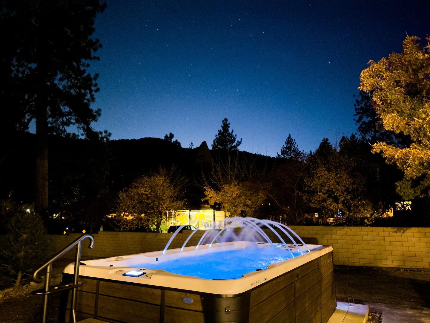 Hot Tub & Swim Spa — view 1